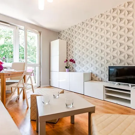 Marilyn Apartment